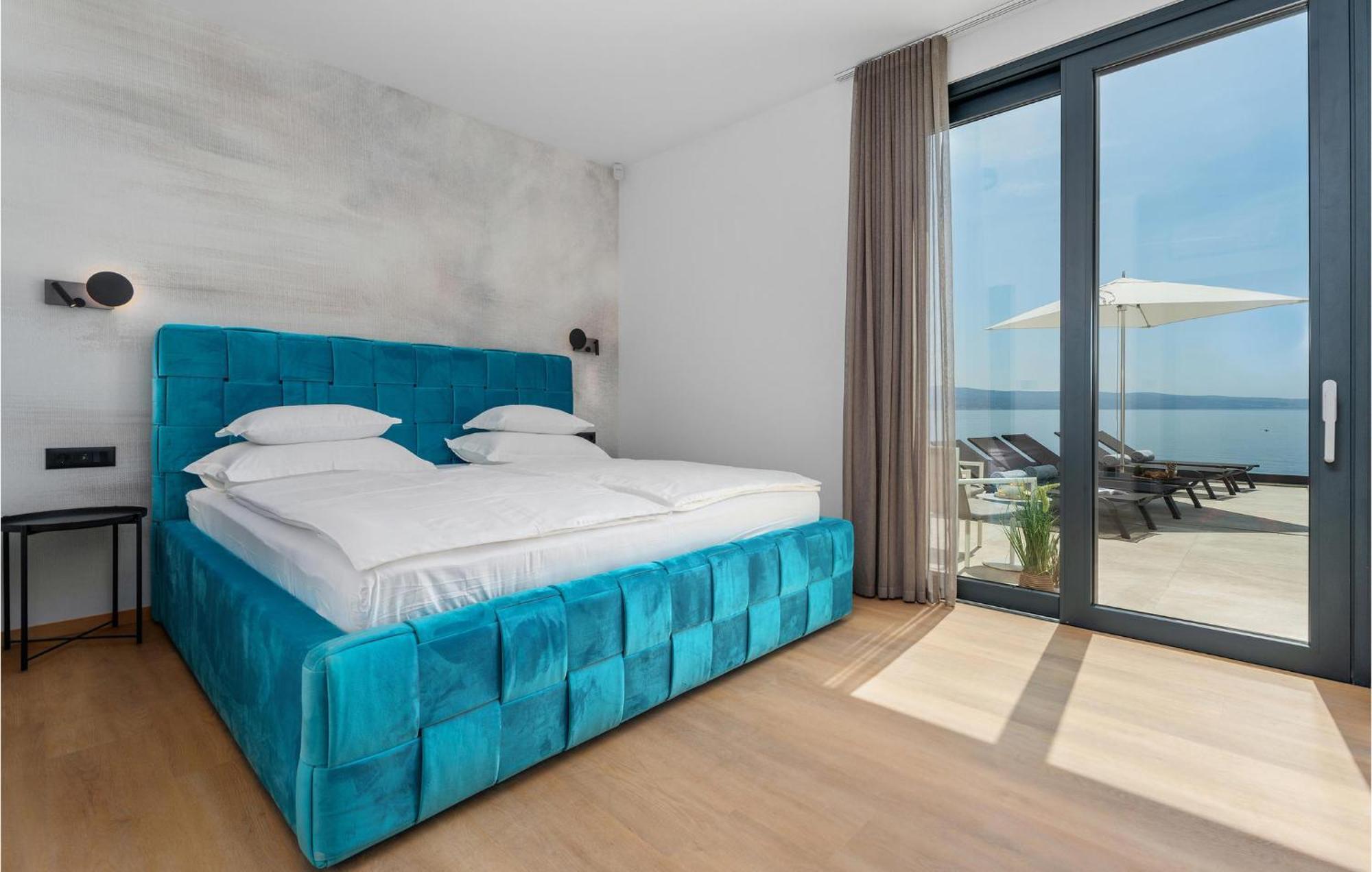 Beautiful Home In Omis With Kitchen Bagian luar foto