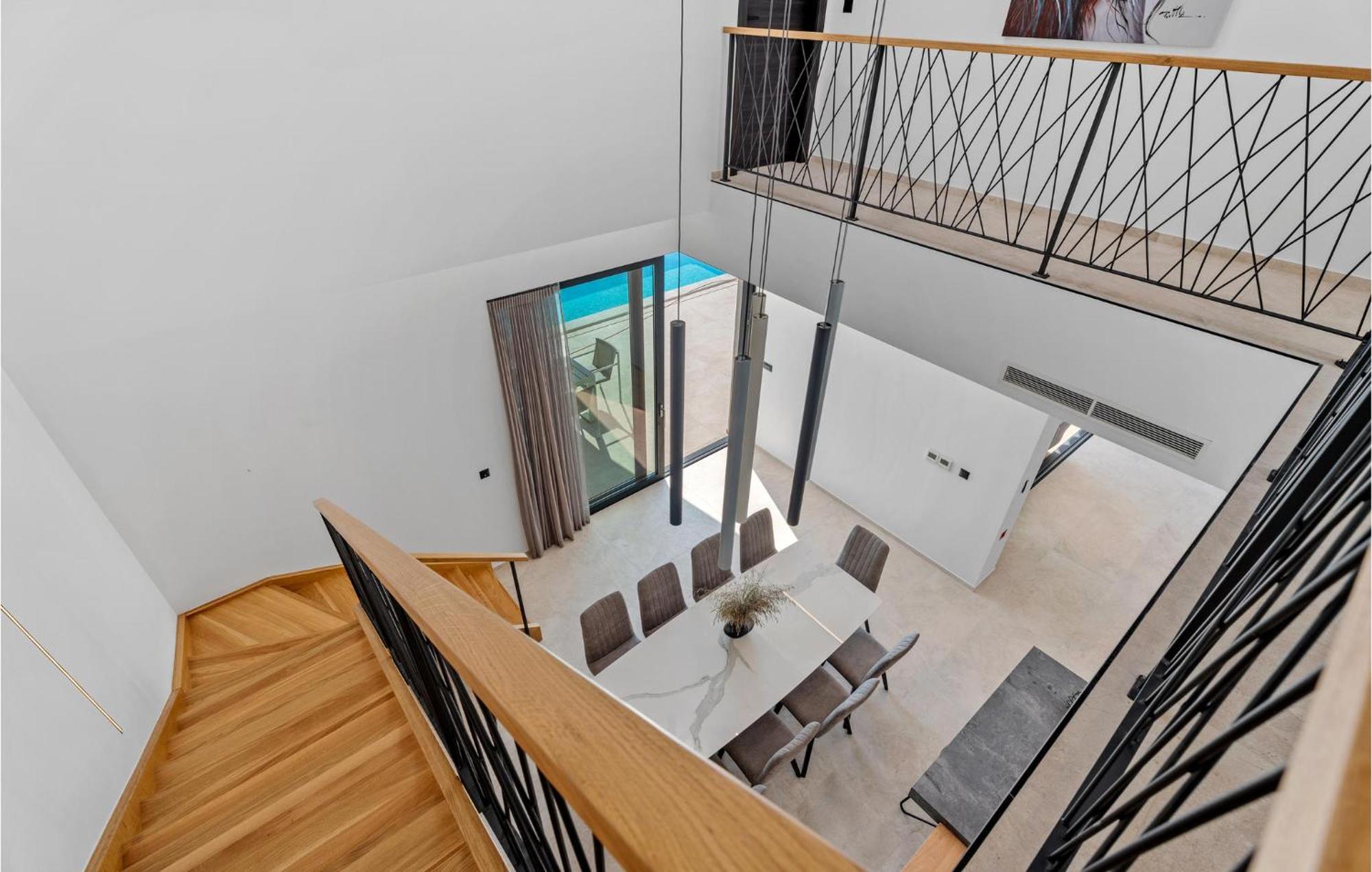 Beautiful Home In Omis With Kitchen Bagian luar foto