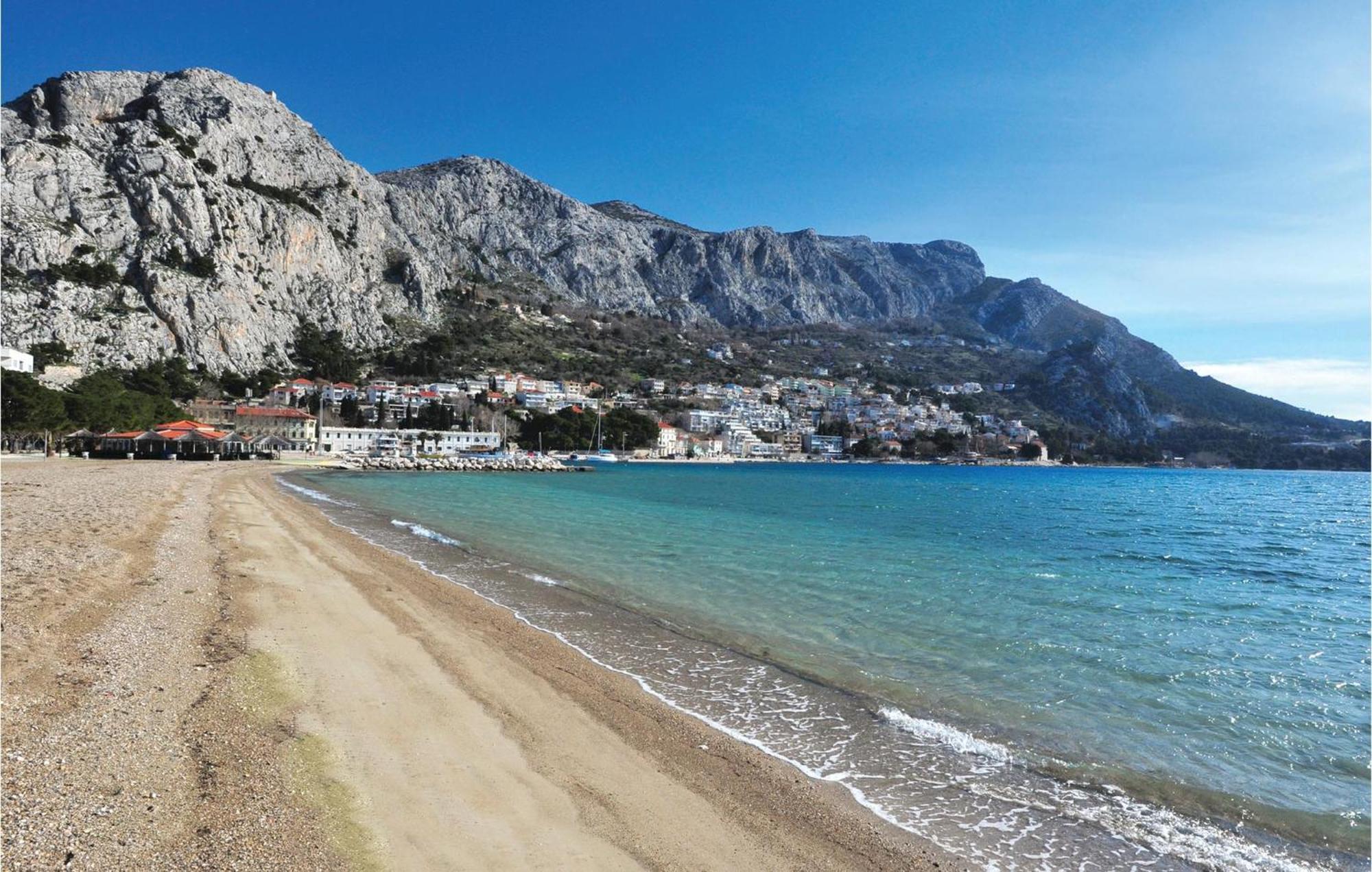 Beautiful Home In Omis With Kitchen Bagian luar foto