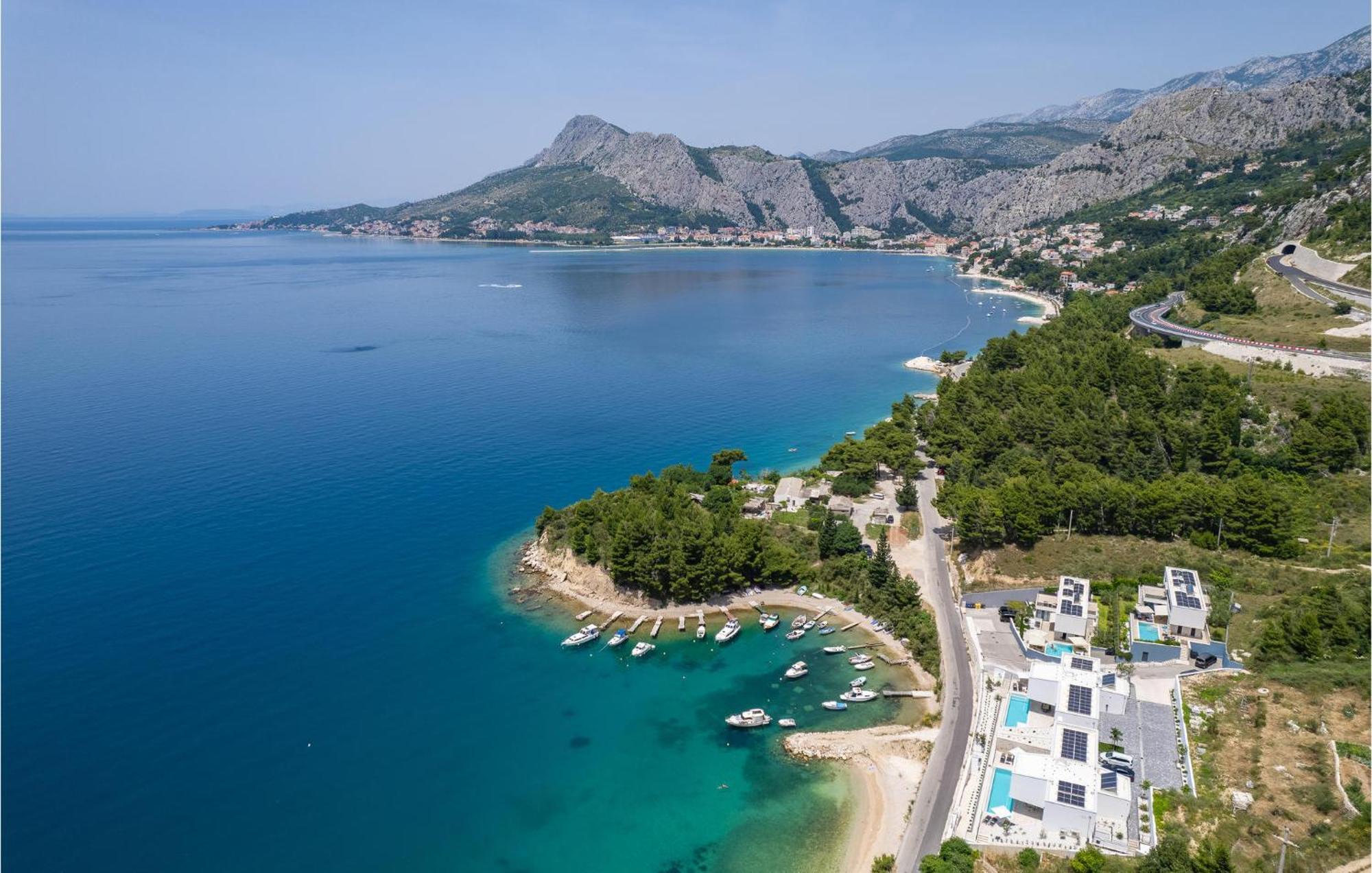 Beautiful Home In Omis With Kitchen Bagian luar foto